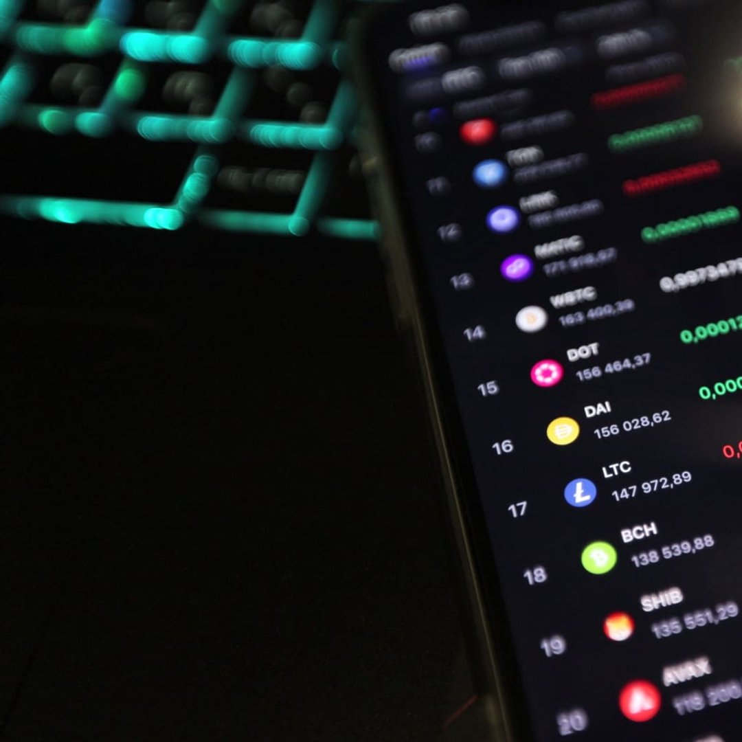 Altcoins in de lift? Analisten zien vroege signalen van herstel