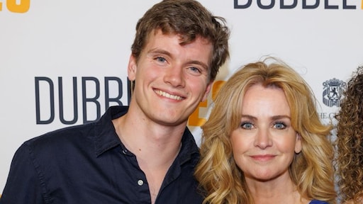 Daphne Deckers ziet zoon Alec 26 worden: ‘Het leven gaat in sneltreinvaart’