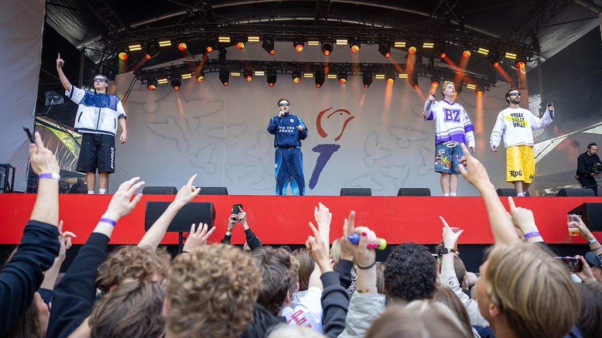 Haarlem viert Bevrijdingsdag met drukbezochte Bevrijdingspop
